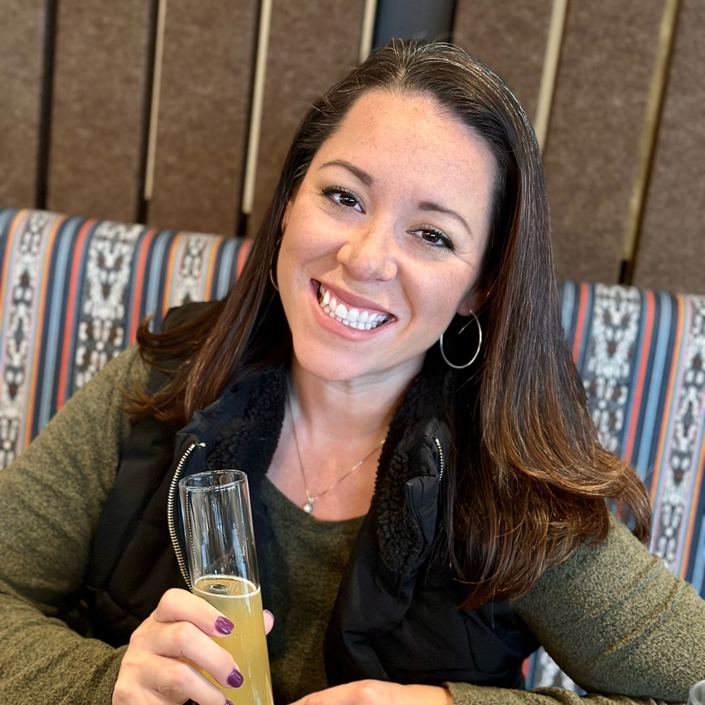 Meet your Posher, Crystal
